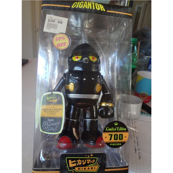 Hikari Limited Editon Gigantor 1 of 700 Pieces