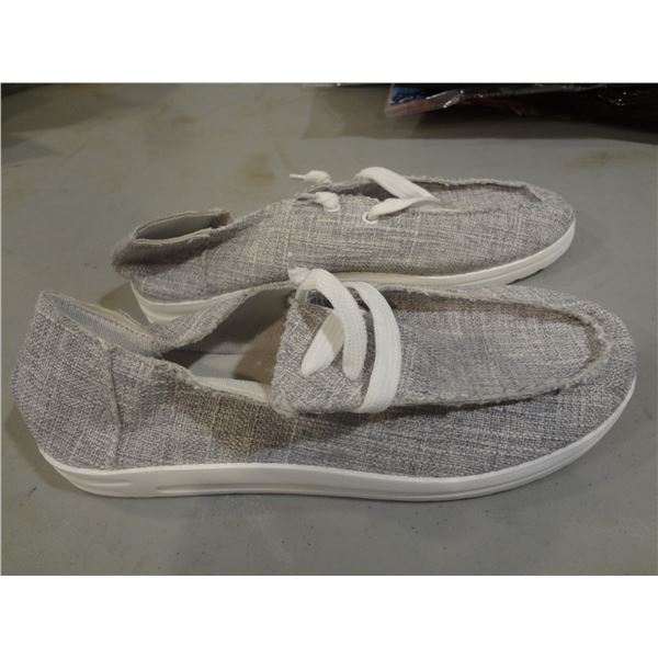 Size 8 Grey Canvas Shoes