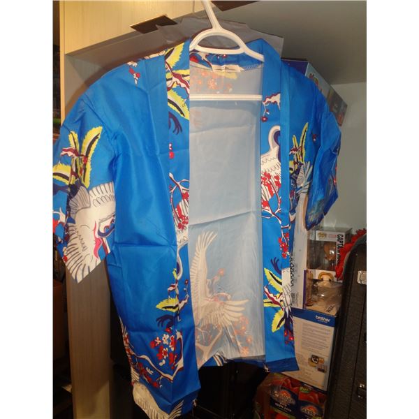 Size Medium Ladies Kumono