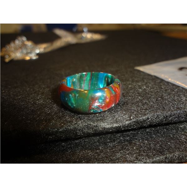 Size 8 Majestic Ring