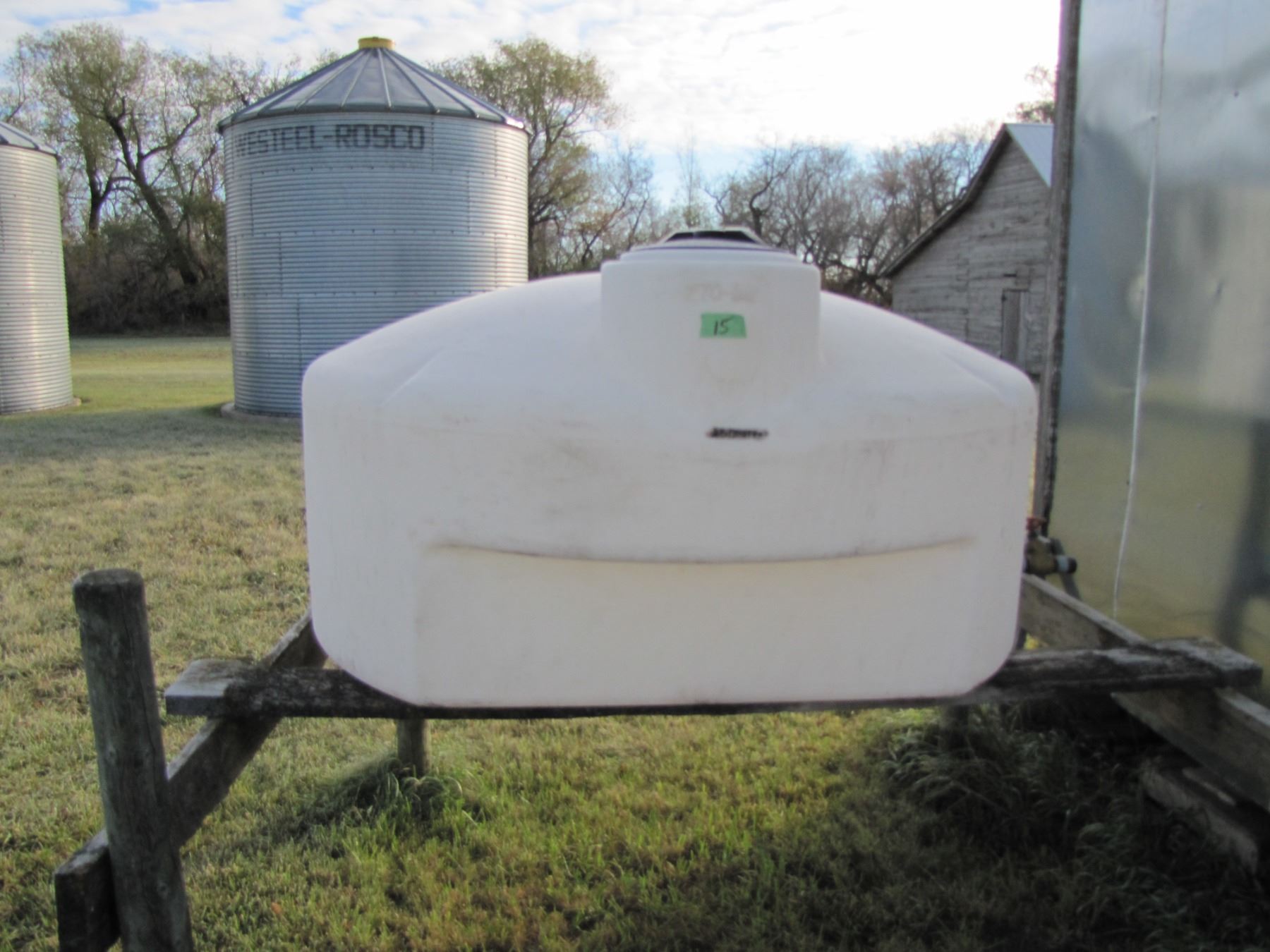 poly slip tank 270 imperial gallons with brass valve