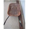 Image 2 : wheelbarrow