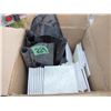 Image 1 : box with tile and trowels