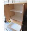 Image 3 : locking storage cabinet