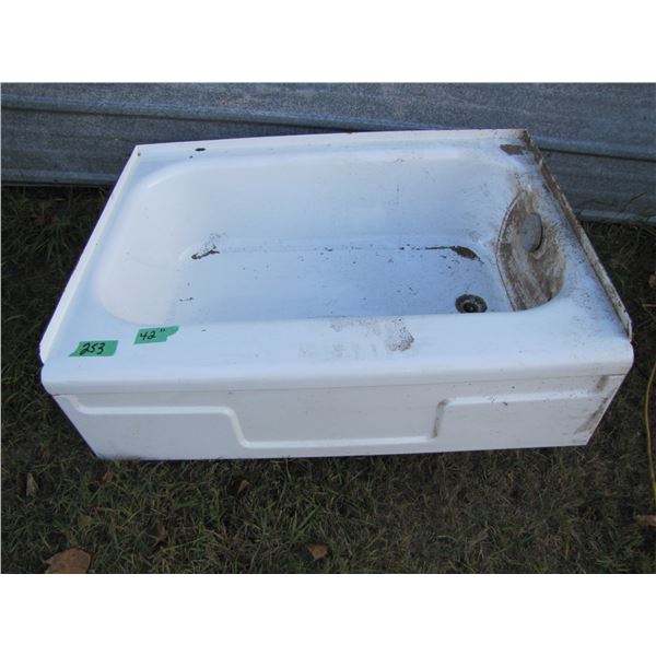 half size bathtub 42 in