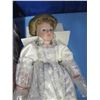Image 3 : wonderful stories collector doll