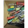 Image 3 : lot of various screwdrivers