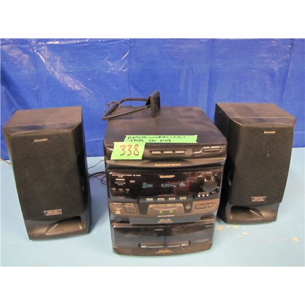bookshelf stereo radio is the only thing that works