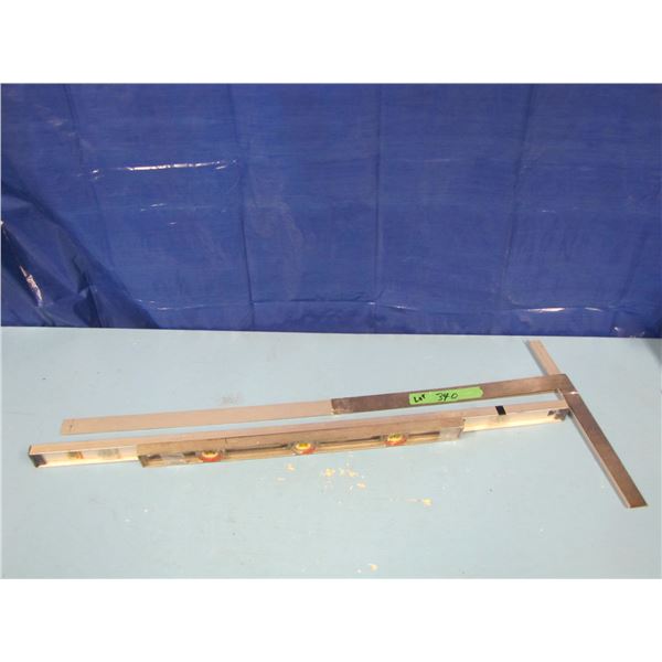 two levels, Square and drywall Square