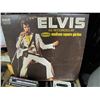 Image 7 : CDs, cassette tapes, Elvis record