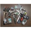 Image 1 : car club, hammers, vice grips etcetera