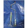 Image 1 : ice auger and net