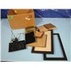 Image 1 : assorted picture frames and LCD picture frame