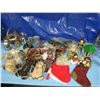 Image 1 : assorted Christmas crafts and decorations