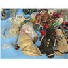 Image 3 : assorted Christmas crafts and decorations