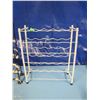 Image 3 : lot of two wine racks