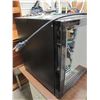 Image 3 : uberhaus wine refrigerator - consigner says excellent working condition
