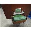 Image 11 : singer cabinet sewing machine with stool