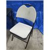 Image 5 : card table with two folding chairs
