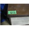 Image 2 : 2 shelf storage cabinet\bookcase
