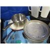 Image 5 : pots and pans and assorted housewares