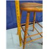 Image 3 : wooden stool