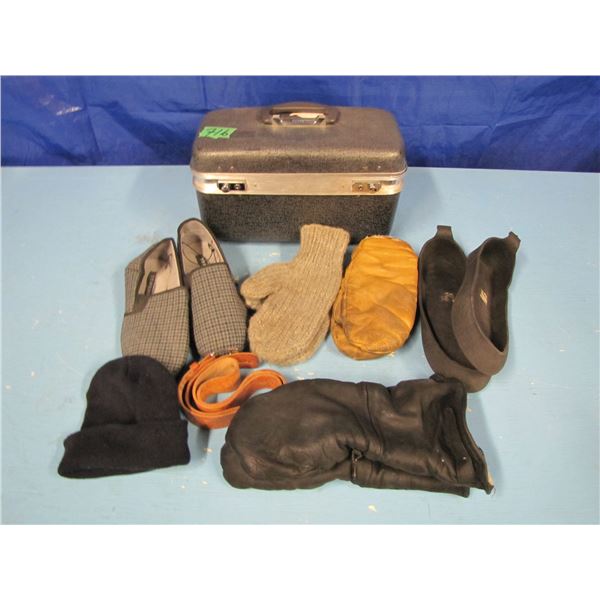 travel case with mitts Etc