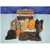 Image 1 : travel case with mitts Etc
