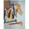 Image 4 : hammers, calipers etcetera
