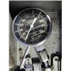 Image 4 : vacuum gauge and compression tester Etc