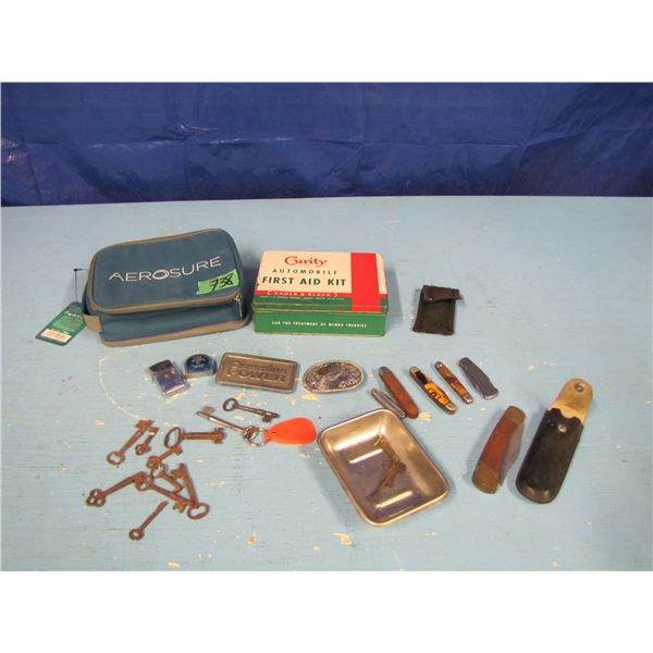 collector Keys, Jack knives, belt buckles Etc