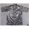 Image 4 : FLOYD MAYWEATHER SIGNED BOXING ROBE (BECKETT CERTIFIED)