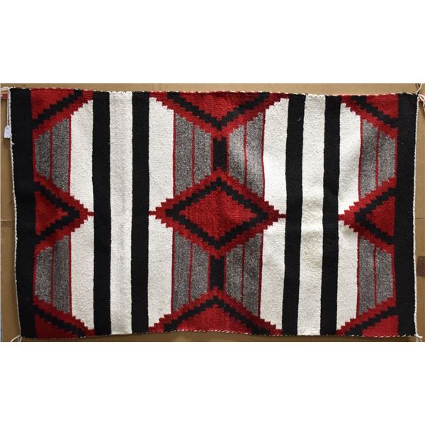 NAVAJO INDIAN TEXTILE