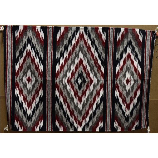 NAVAJO INDIAN TEXTILE