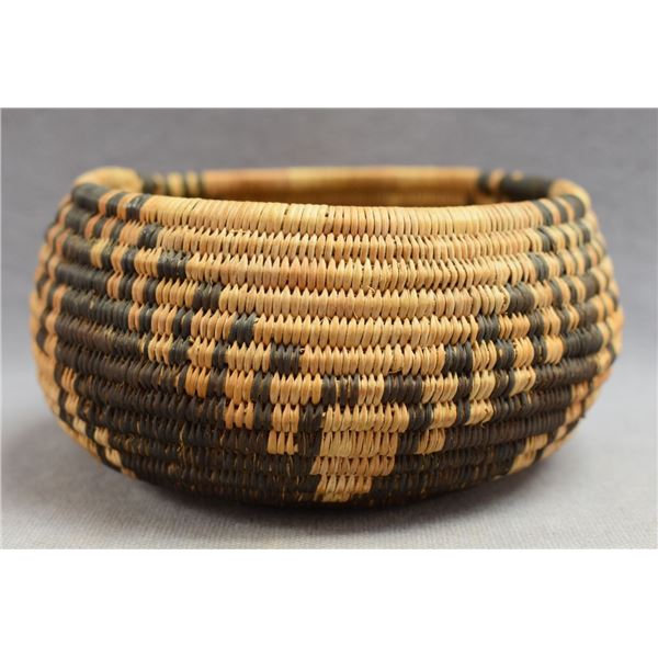 POMO INDIAN BASKETRY BOWL