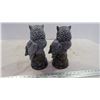 Image 3 : (2) ceramic owl ornaments