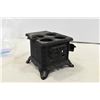 Image 3 : Mini Cast Iron Wood Stove Set