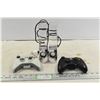 Image 1 : Xbox 360 Controllers & Empty Water Speakers