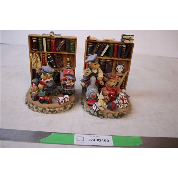 Teddy bear book ends