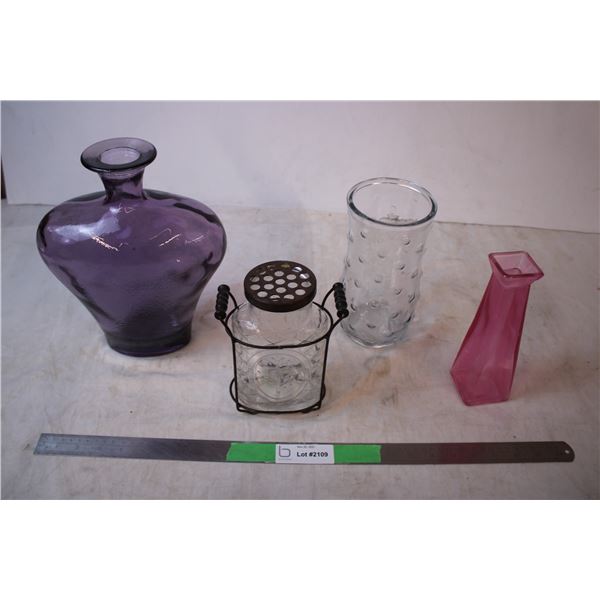4 Various vases