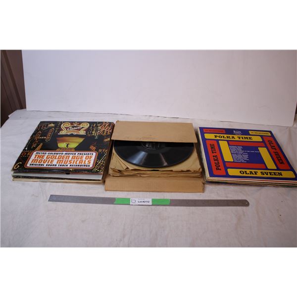 Assorted records - 20+ - some vintage 33's