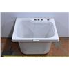 Image 1 : *Wide White Plastic Sink w/ Hose – 24”x21.5”x17.5”