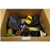 Image 1 : Box of Assorted Garage Items