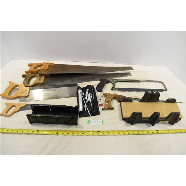 Box of Hand Saws & Guides