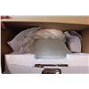 Image 3 : Flushmount Ceiling fixture with box, screws missing
