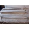 Image 3 : 4 Aspen 24” towel bars, in box