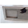 Image 4 : Hidden bracket shelf, aroma oil defuser, marble tile