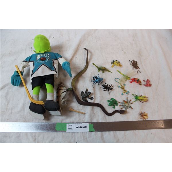 Kermit the frog the hockey player, rubber animals