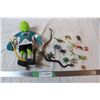 Image 1 : Kermit the frog the hockey player, rubber animals
