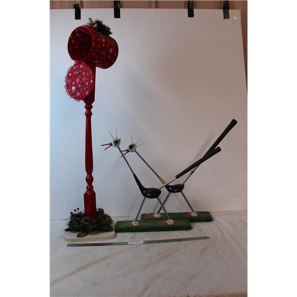 *Homemade decor: Xmas card holder, Golf club roadrunner art pieces